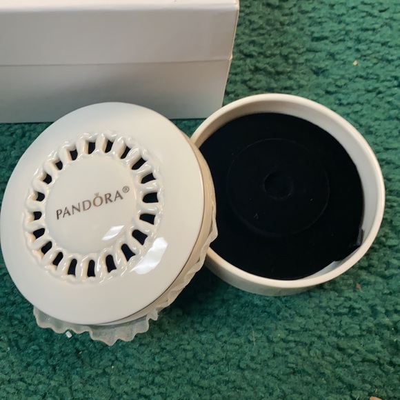 Pandora Porcelain Box - Picture 3 of 4